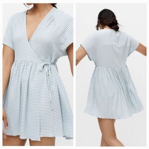 URBAN OUTFITTERS Alice baby blue striped short sleeve gauzy mini wrap dress